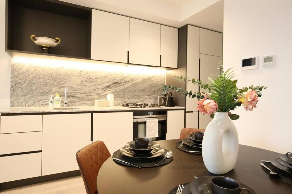 Luxury 2Bedroom2Bathroom Apartment At Mel Cbd Melbourne Buitenkant foto